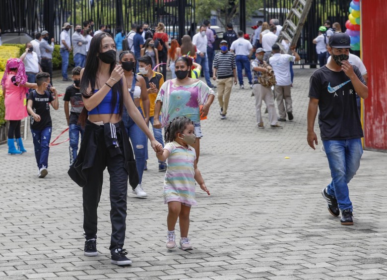 El Parque Norte es el primero que reabre sus puertas -con un 30 % de su capacidad- tras la cuarentena. Operará de martes a domingo, incluyendo festivos, de 10:00 a. m. a 5:00 p. m. FOTO MANUEL SALDARRIAGA QUINTERO