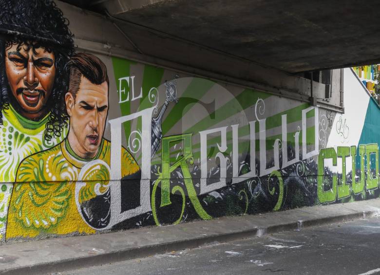 René Higuita y Franco Armani, pintados en el primer mural. Justo al frente, la muestra del DIM, exaltando su nombre y el de la barra más representantiva, la Rexixtenxia . FOTOs Róbinson Sáenz