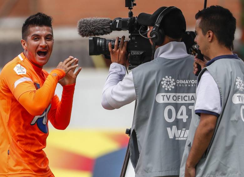 Win Max, la señal exclusiva que entrará al aire en enero, podría llegar a transmitir hasta 90 partidos en un mes. RCN, que emitió fútbol local durante más de 20 años, ya no lo hará más. FOTO archivo