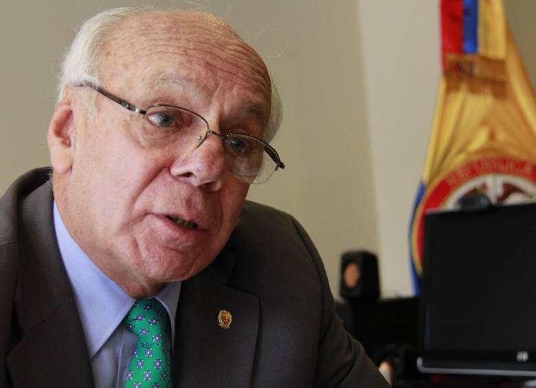 El general en retiro Jaime Ruiz Barrera, presidente del gremio, sostuvo que a inicio de enero un grupo de militares tuvieron un par de encuentros con los voceros de la guerrilla. FOTO COLPRENSA