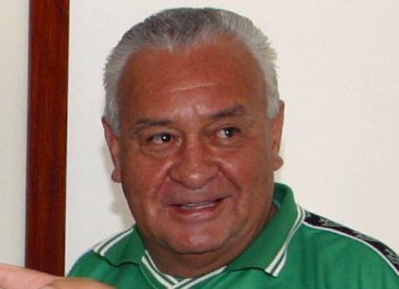 Este lunes falleció Héctor Jiménez, mejor conocido como Radiolo y recordado por ser uno de los fundadores de la barra Academia Verde. FOTO ARCHIVO JAIME PÉREZ