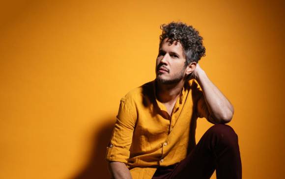 El artista de 36 años estrenó en mayo su tercer disco: Candela. Se presenta en Medellín el 7 de septiembre. Foto: cortesía Ebru Yildiz. 