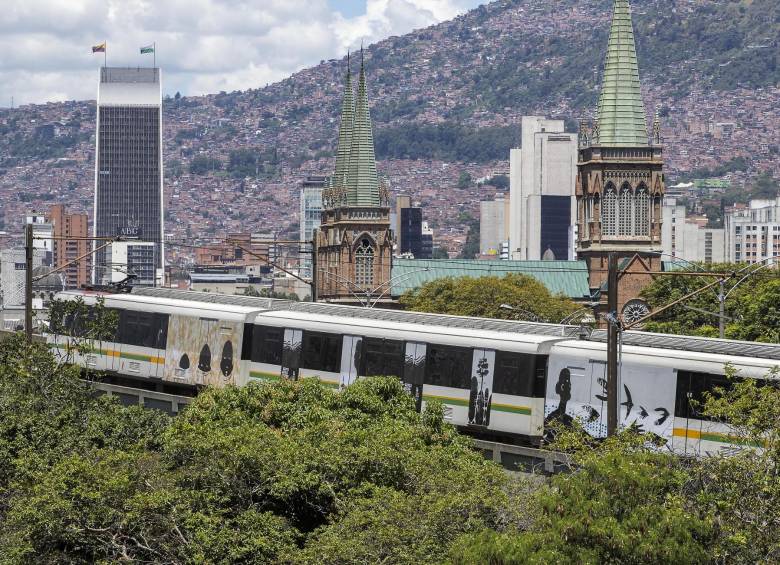 La empresa les recordó a sus usuarios que es necesario extremar las medidas de cuidado no solo en la red metro sino en todos los espacios de la ciudad para evitar la propagación del virus. FOTO: MANUEL SALDARRIAGA