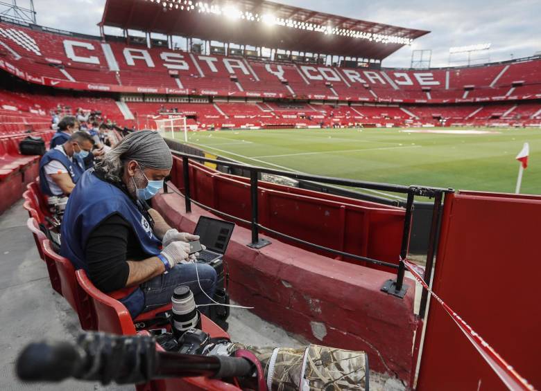Los fotógrafos tuvieron su espacio en el estadio, pero regidos por un estricto protocolo de seguridad.