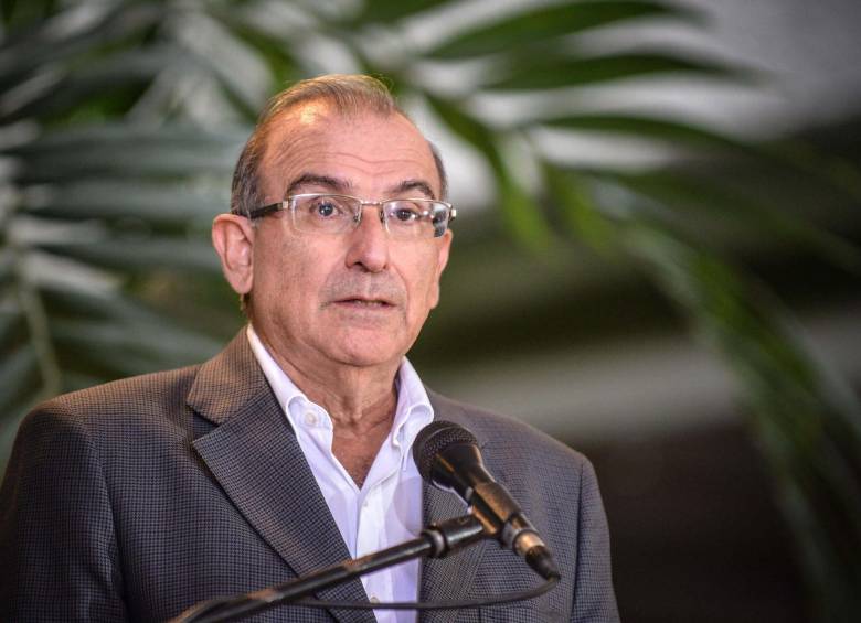 Humberto de la Calle respondió a los reclamos de las Farc, sobre la excarcelación de 30 guerrilleros que recibieron indulto. FOTO archivo