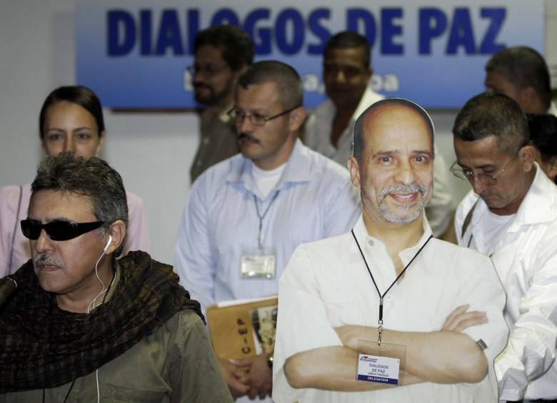 La insistencia de las Farc por alias “Simón Trinidad” mantiene el debate sobre si extradición de guerrilleros es obstáculo. FOTO ap