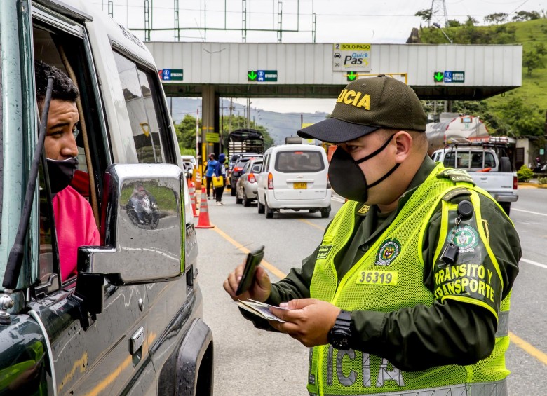 Los controles de la Policía se mantendrán en las carreteras de Antioquia. FOTO: JUAN ANTONIO SÁNCHEZ