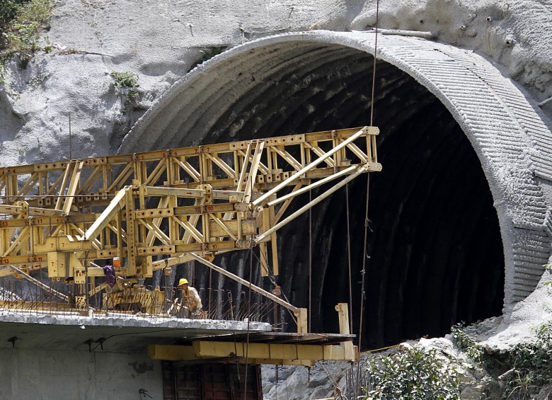 La Procuraduría formuló pliego de cargos a Invías y a otras entidades por fallas ambientales en la construcción del túnel de la Línea. Foto: Donaldo Zuluaga Velilla