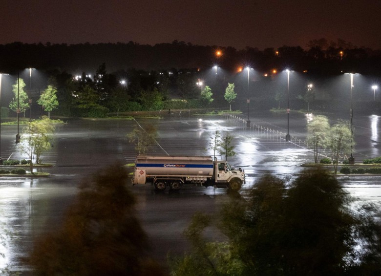 Fuertes lluvias del huracán Laura caen en Lake Charles, Louisiana. FOTO AFP