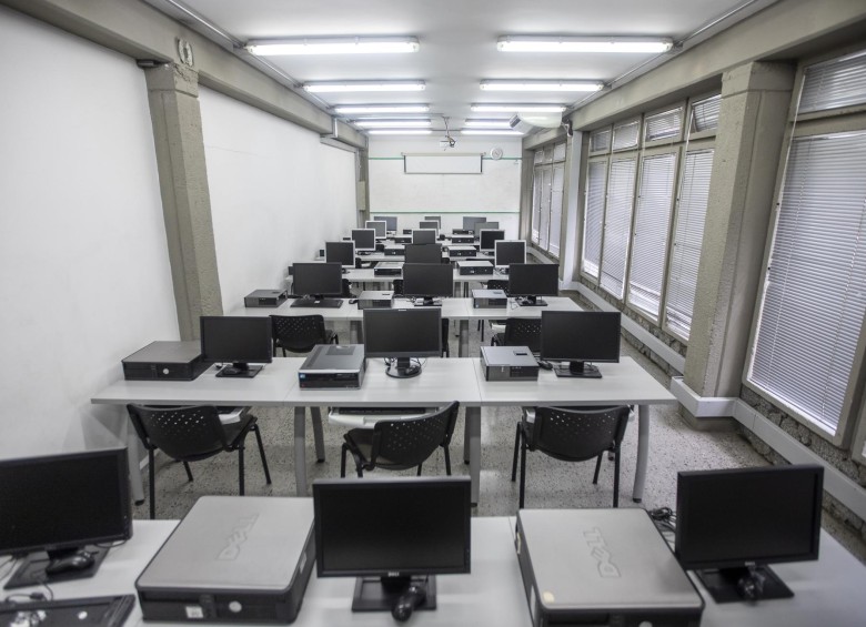 Varias universidades de la ciudad avanzan en los protocolos para retomar clases en las aulas. FOTO CAMILO SUÁREZ