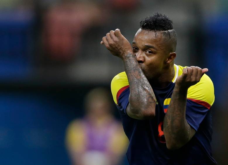 Dorlan Pabón quien estuvo todos los 90 minutos ante Suecia, hizo efectivo el penalti para el 2-2 de Colombia. FOTO reuters