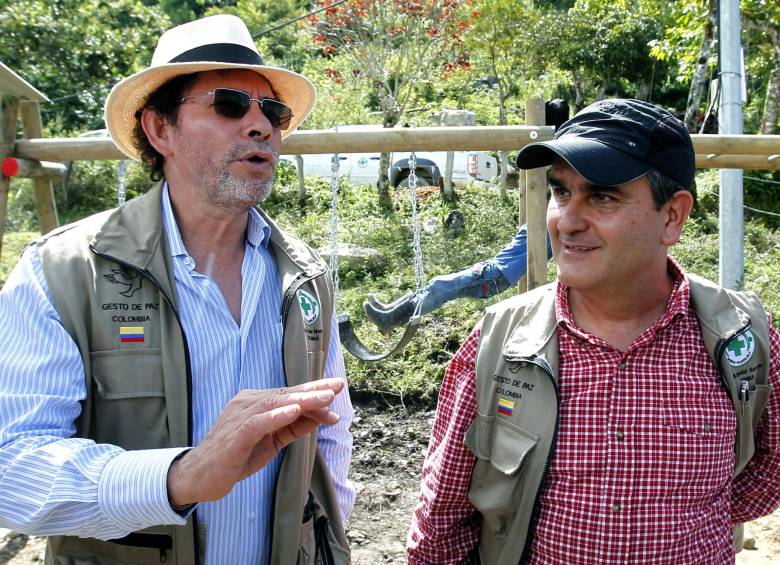 “Pastor Alape” de las Farc y el general Rafael Colón hicieron parte de la comisión en Orejón.