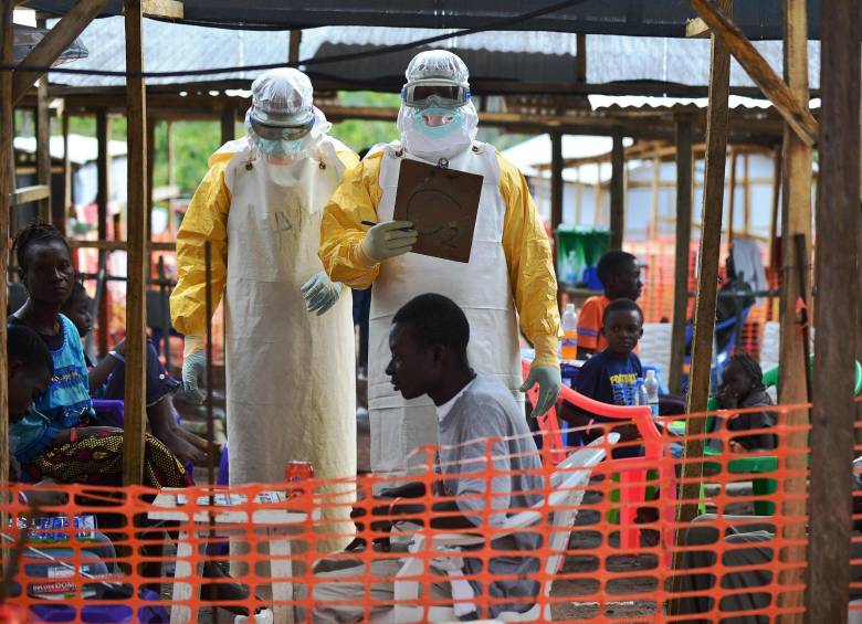 La epidemia duró dos años y dejó más de 11.300 muertos. FOTO AFP