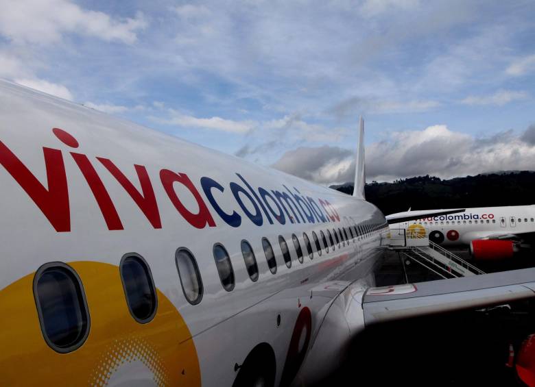 La compañía aérea envió un comunicado en las últimas horas, donde asegura que las cifras publicadas el 24 de septiembre en su comunicación titulada ‘VivaColombia, la aerolínea más puntual del país’, “son absolutamente ciertas”. FOTO Archivo