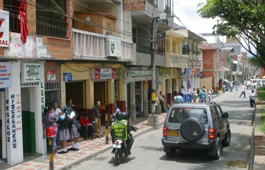 El municipio de Santa Bárbara, en el Suroeste antioqueño, tiene 64 mesas de votación. Medellín tiene 4.062 mesas de votación. FOTO Archivo Róbinson sáenz