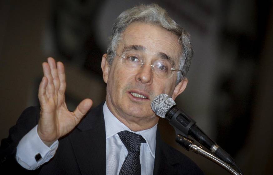 El expresidente y ahora senador Álvaro Uribe Vélez, opositor al acuerdo de paz entre el Gobierno y las Farc. FOTO COLPRENSA