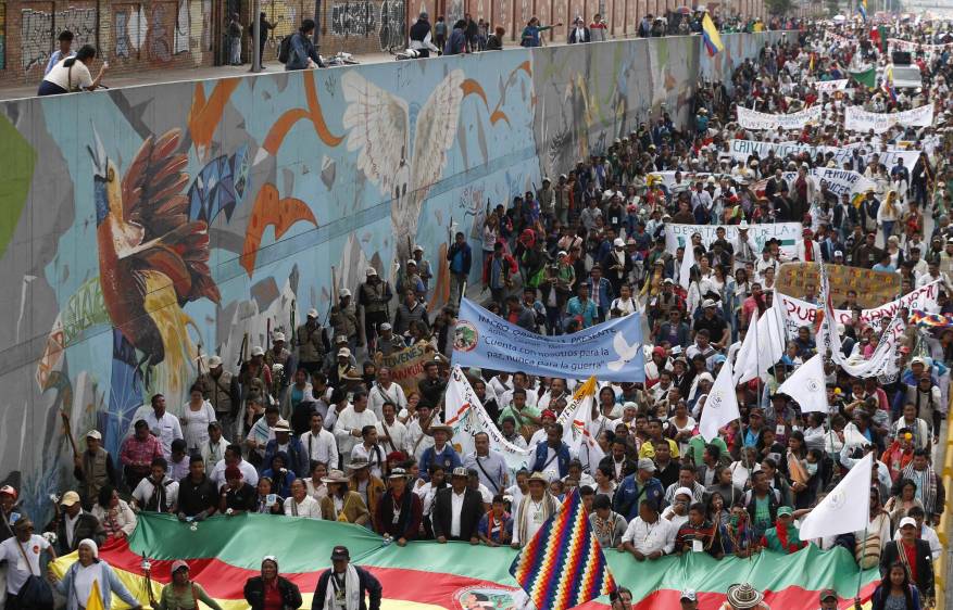 Organizadores de marchas aseguran que las manifestaciones seguirán en el país, hasta que exista un acuerdo de paz. FOTO ap