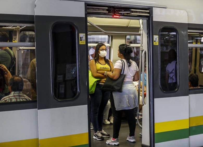 Metro y metrocable tuvieron retrasos en el inicio de operación 