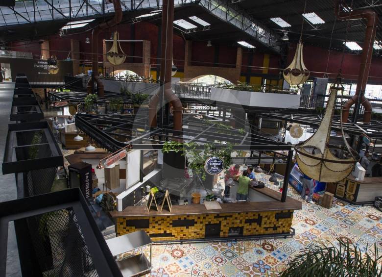 Mercado del Río ofrece desayuno, almuerzo y comida. Estará abierto de lunes a jueves de 7 de la mañana a 12 de la noche, los viernes y sábados de 8 de la mañana a 2 de la mañana y los domingos de 9 de la mañana a 9 de la noche. FOTOS Jaime Pérez munévar y Miguel Ángel López