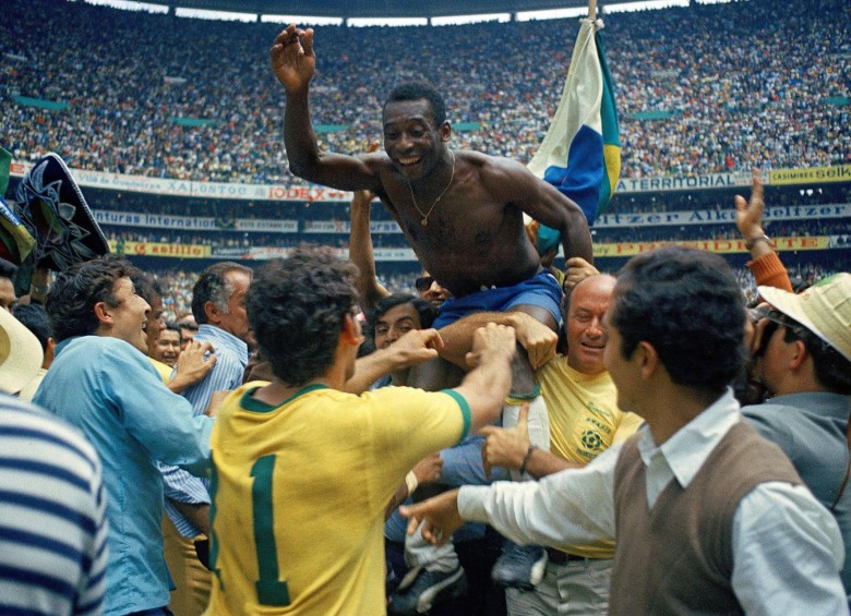 Pelé, reconocido por sus compañeros como el baluarte de Brasil en título mundial en México-70. FOTOS Getty