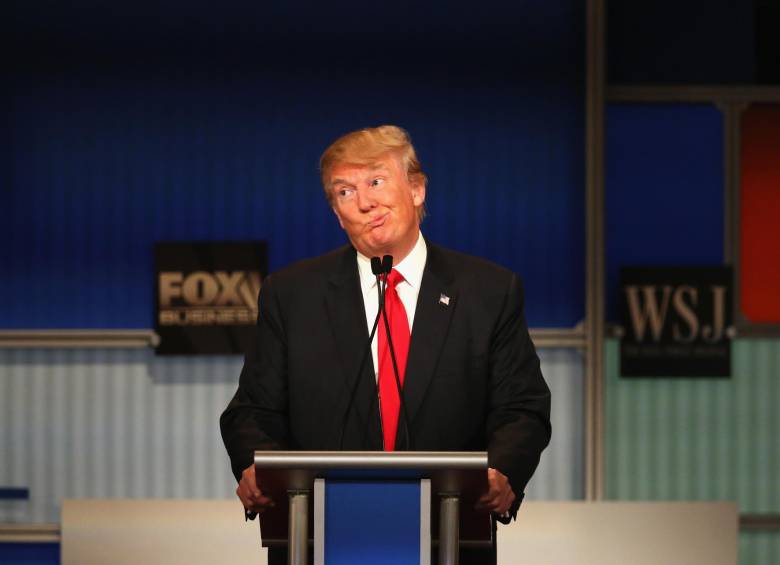Twitter señaló dos publicaciones del mandatario Donald Trump, referentes a elecciones, como contenido poco confiable. FOTO getty