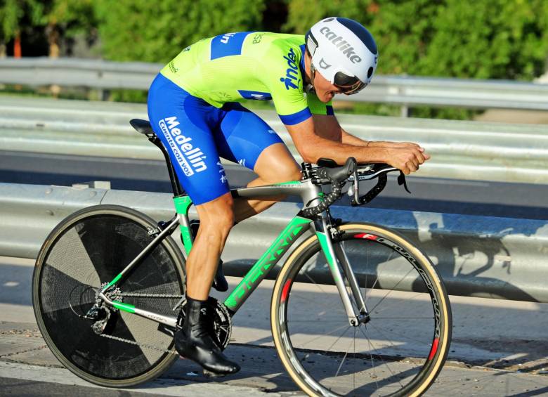 Óscar Sevilla el mejor en la general, debutando con el Inder-Medellín. FOTO cortesía Bill Tores/@Sport
