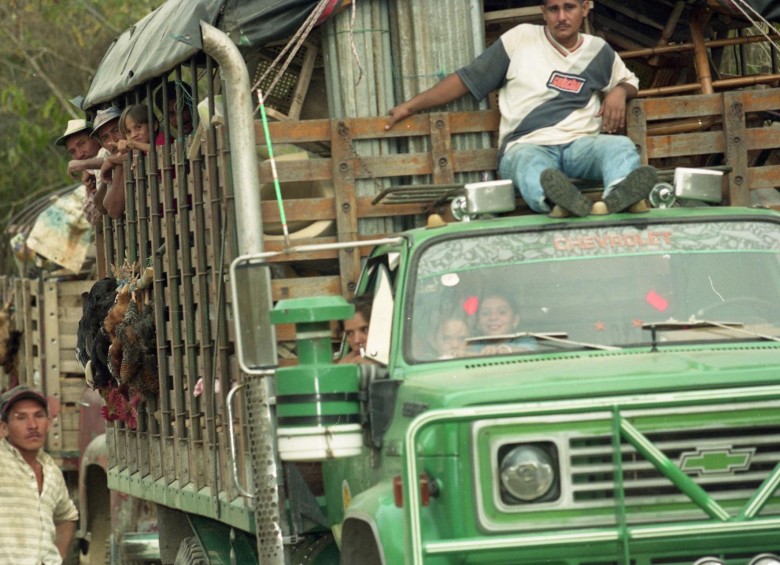Tras la masacre, muchos pobladores huyeron del corregimiento. Hoy la mayoría de esas personas siguen afuera de El Salado, en 20 años no han encontrado las condiciones para retornar .Foto: Archivo El Colombiano. 