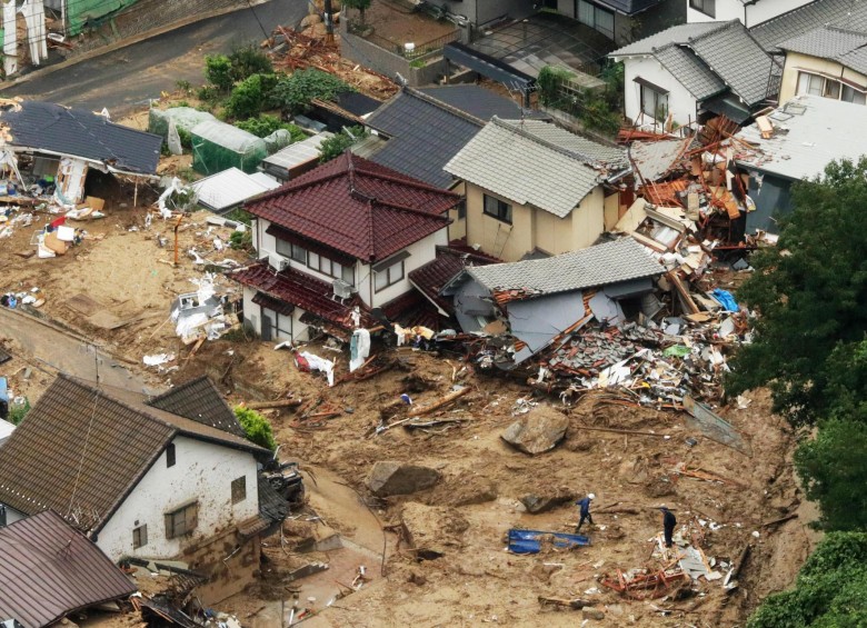 Hasta el momento las autoridades han contabilizado 44 víctimas mortales y más 20 desaparecidos, tras las lluvias en Japón. Foto EFE.