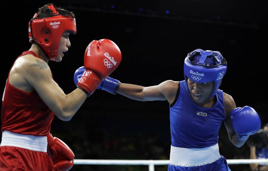 La colombiana de 27 años superó por decisión unánime (3-0) a la tailandesa Peamwilai Laopeam en cuartos y avanzó a las semifinales de la división mosca. FOTO AP