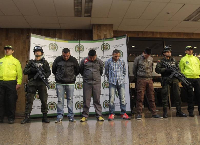 Dos taxistas colombianos fueron condenados este lunes en Estados Unidos a 36 años y 8 meses de cárcel y 29 años de prisión por secuestrar y asesinar al miembro de DEA, James “Terry” Watson. FOTO CORTESÍA