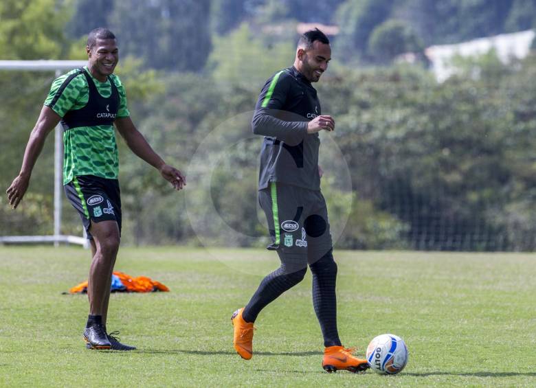 Alexis Henríquez y Cristian Vargas, los jugadores con más minutos por Liga con Nacional este semestre, y en quienes recae gran parte de las responsabilidades defensivas. FOTO juan a. sánchez 