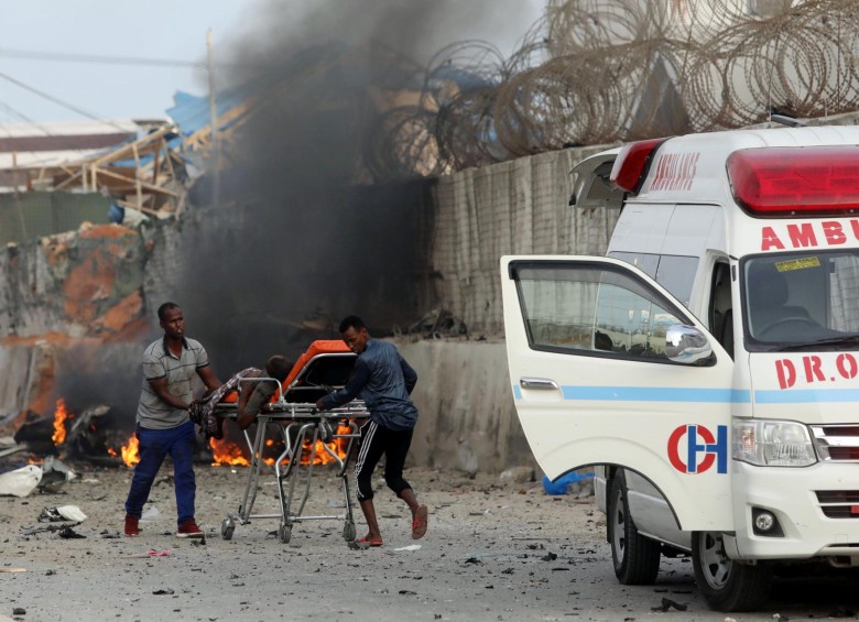El atentado en Somalia dejó decenas de muertos. FOTO REUTERS