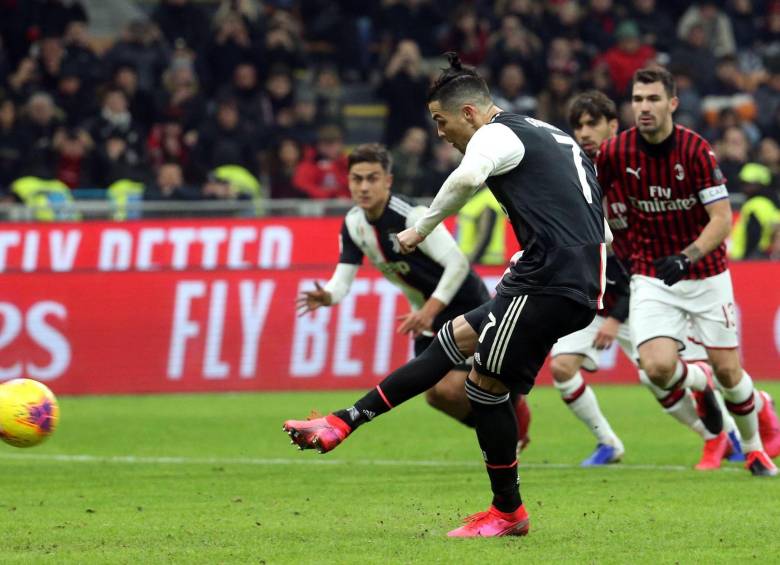 La acción del penalti de Cristiano Ronaldo. FOTO EFE