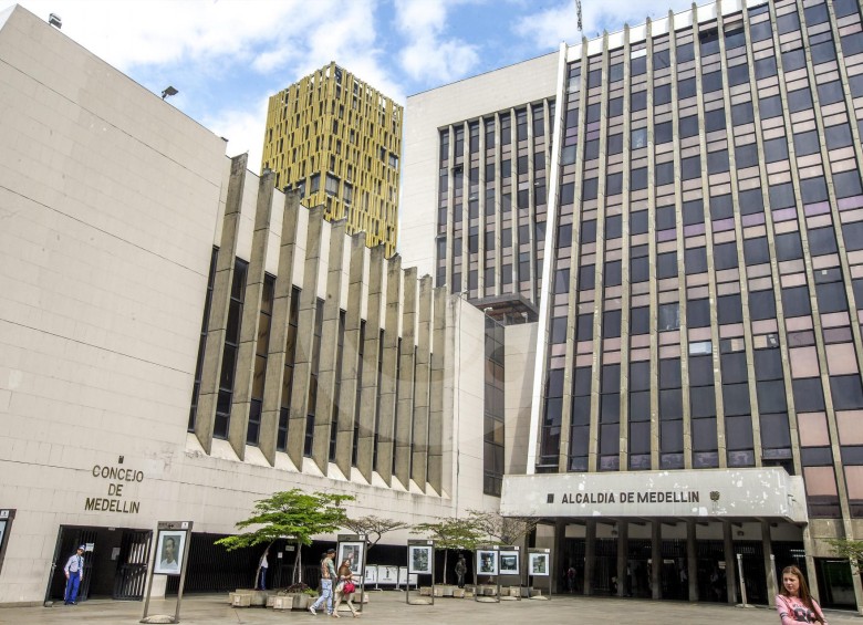 La Alcaldía de Medellín lideró el listado entre más de 1.180 entidades (alcaldías y gobernaciones). El Concejo de Medellín, por su parte, se ubicó en el puesto 2.524 del país. FOTO JUAN ANTONIO SÁNCHEZ