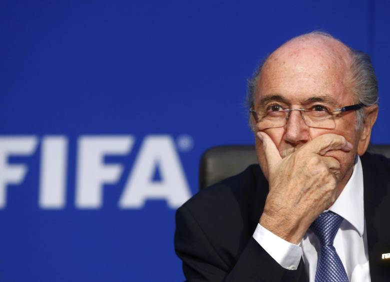 El escándalo de la Fifa tiene a Blatter a pocos meses de dejar el cargo. FOTO REUTERS