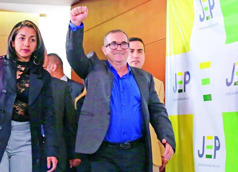 Los exmiembros del secretariado de las Farc y quienes ocupan curules en el congreso, y fueron requeridos, presentaron ayer sus informes ante la Jurisdicción Especial para la Paz. FOTO Colprensa
