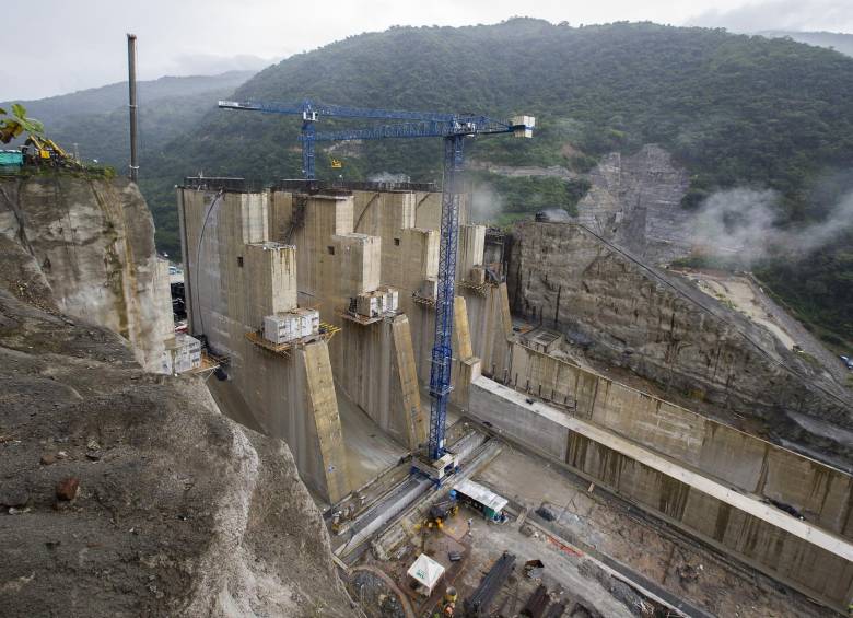 En el último trimestre de este año, EPM espera poner en operación la central de Ituango y la planta de tratamiento de aguas de Bello. FOTO Donaldo Zuluaga