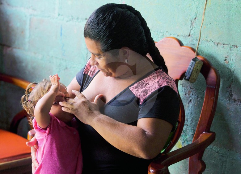 Luz Mery Ceballos es una valiente mamá que sacó a sus niños adelante a pesar de vivir con necesidades. FOTO donaldo zuluaga