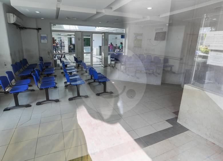 La red hospitalaria pública y privada del país espera por reformas que le permitan subsanar las dificultades financieras. Foto: Robinson Sáenz