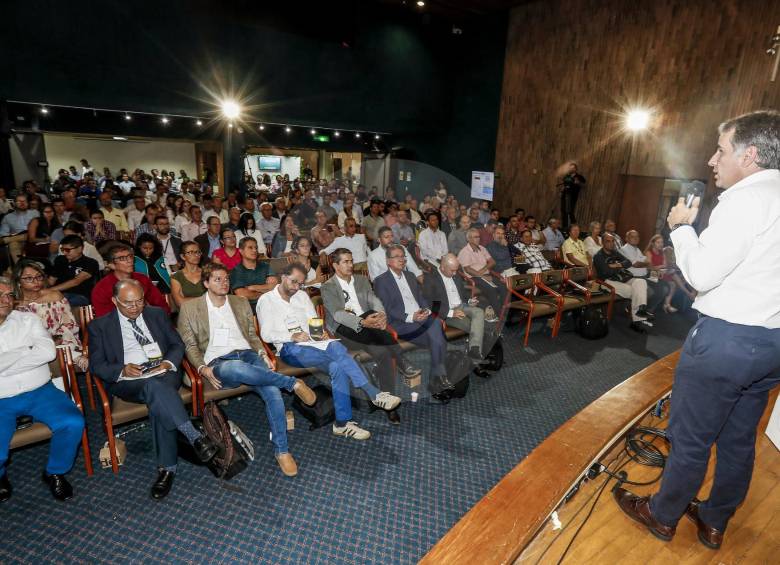 Uno de los temas claves a futuro será una activa participación de los usuarios del sistema eléctrico como autogeneradores de este recurso a lo largo del país. FOTO jaime pérez munévar