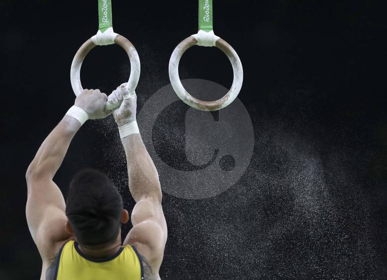 La gimnasia, con Jossimar Calvo como referente del equipo nacional, es uno de los deportes en que hay esperanzas de varias medallas de oro. FOTO archivo