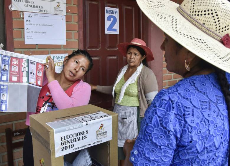 En febrero de 2016, los bolivianos le dijeron “no” a Morales en un referéndum para cambiar la Constitución, que solo permite dos mandatos. FOTO AFP