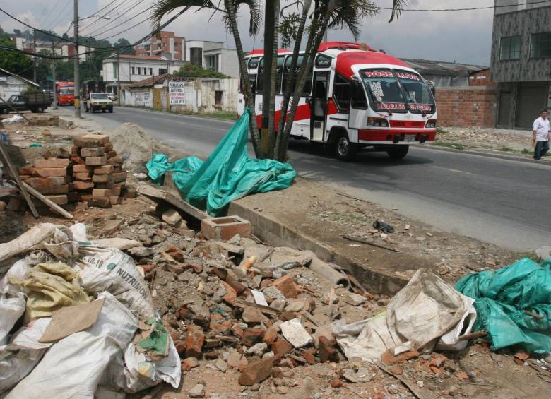 Obras del Metroplús en el municipio de Envigado. FOTO Hernán Vanegas Ochoa