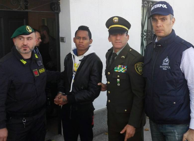 Fernsterbein Fernando Ramírez dj conocido como “Féxter” promotor de fiestas electrónicas y música urbana, sería integrante de la banda “los Mellos”, al servicio de la estructura de crimen organizado “los Rastrojos”. FOTO CORTESÍA