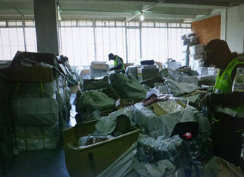 La Policía Fiscal y Aduanera en lo corrido de este año ha aprehendido mercancía de contrabando avaluada en más de 60.000 millones de pesos. CORTESÍA POLFA