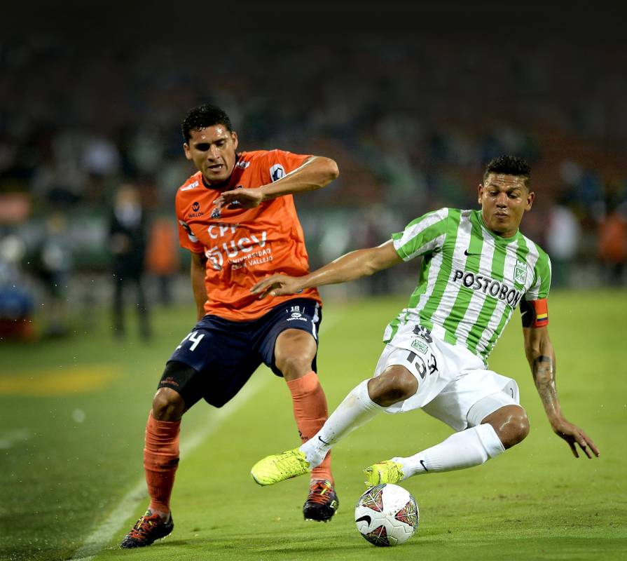 En Medellín, el verde venció al César Vallejo del Perú 1-0, el gol lo hizo Alejando Bernal. FOTO JUAN ANTONIO SÁNCHEZ. Fecha 29-10-2014.