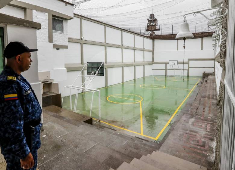 Los cupos remodelados que entregó el Ministerio de Justicia en la Cárcel de Itagüí cuentan con estándares internacionales y cumplen parámetros dados por la Corte Constitucional. FOTO Jaime Pérez