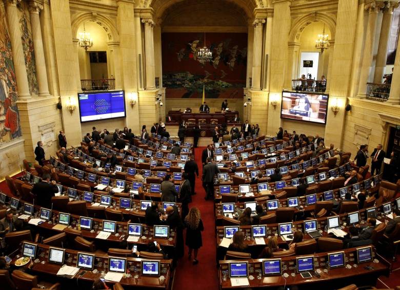El Congreso tendrá que trabajar sin descanso para sacar adelante el fast track. FOTO: Colprensa