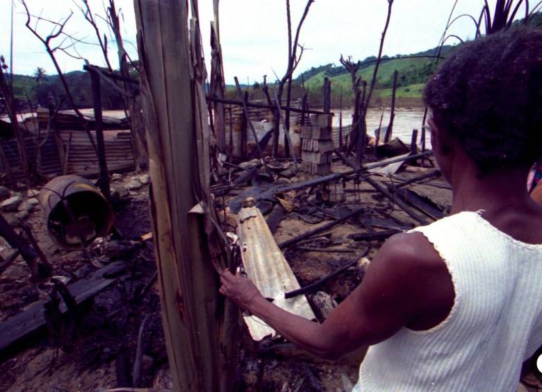 Una de las sobrevivientes de la masacre en Machuca. Archivo EL COLOMBIANO