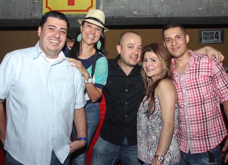 Jaime Salazar, Angélica López, Felipe Cardona, Verónica Ramírez y Carlos Morales. Cámara Lúcida.